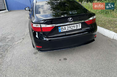 Седан Lexus ES 2014 в Кропивницком