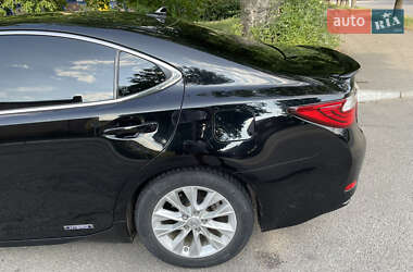 Седан Lexus ES 2014 в Кропивницком
