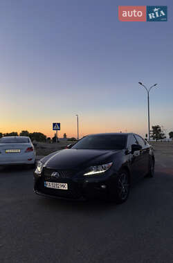 Седан Lexus ES 2018 в Черкасах