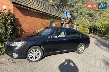Седан Lexus ES 2010 в Ясногородці