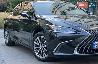 Седан Lexus ES 2022 в 