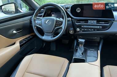 Седан Lexus ES 2022 в 
