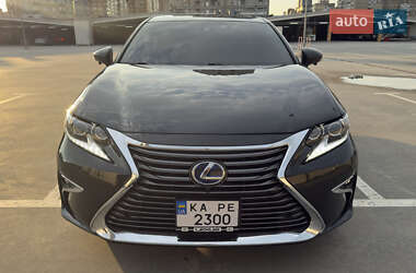 Седан Lexus ES 2016 в Києві