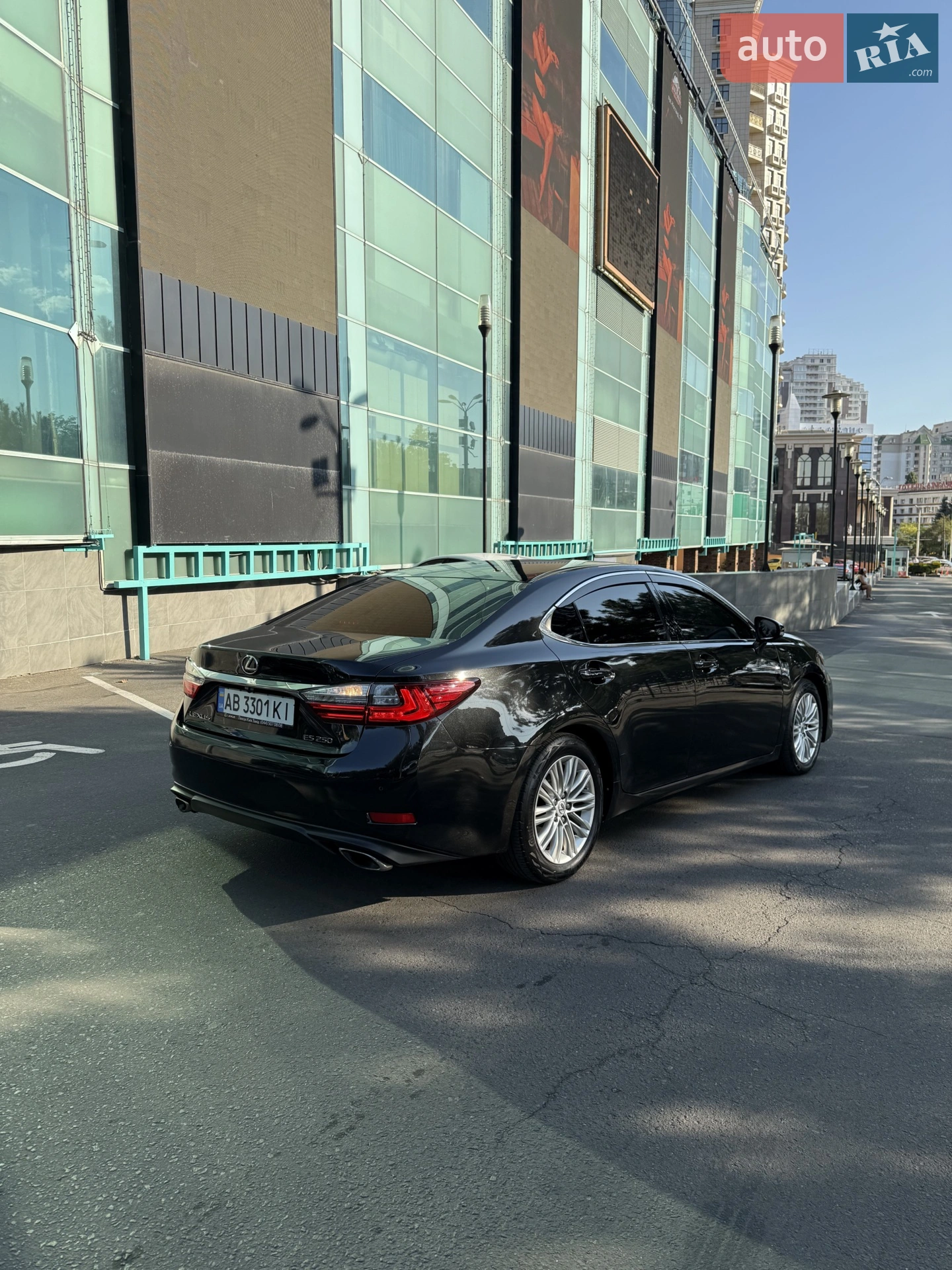 2016 Lexus ES - мініатюра 6