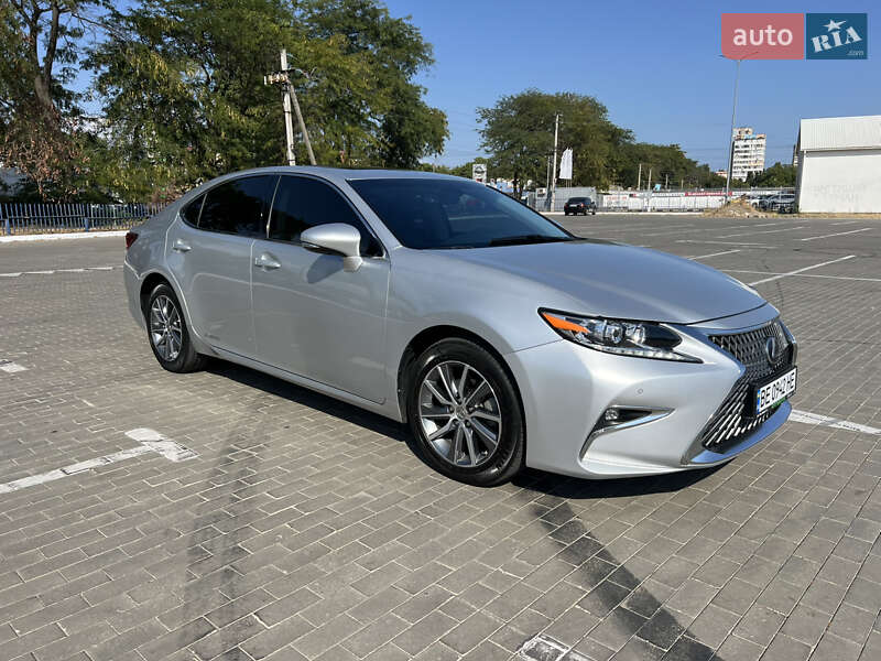 Lexus ES 2015