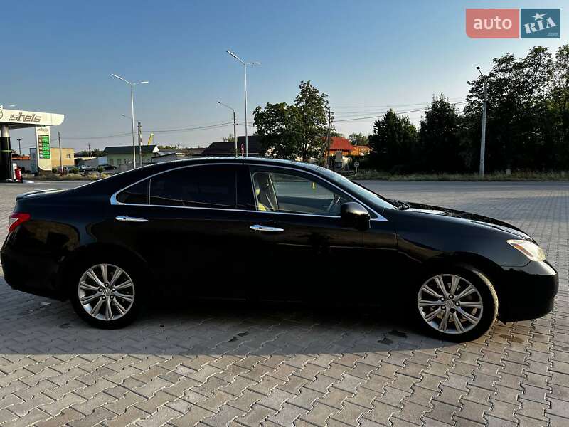 Седан Lexus ES 2008 в Новодністровську