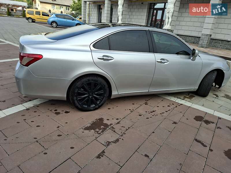 Седан Lexus ES 2008 в Богородчанах