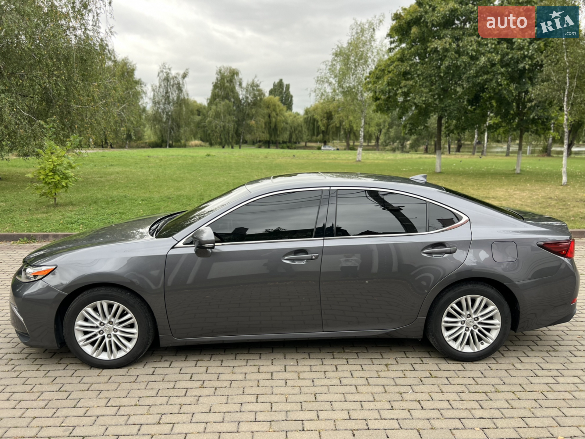 2016 Lexus ES - мініатюра 8