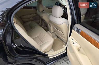 Седан Lexus ES 2005 в Брошневі