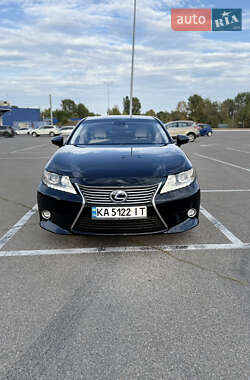 Седан Lexus ES 2013 в Києві