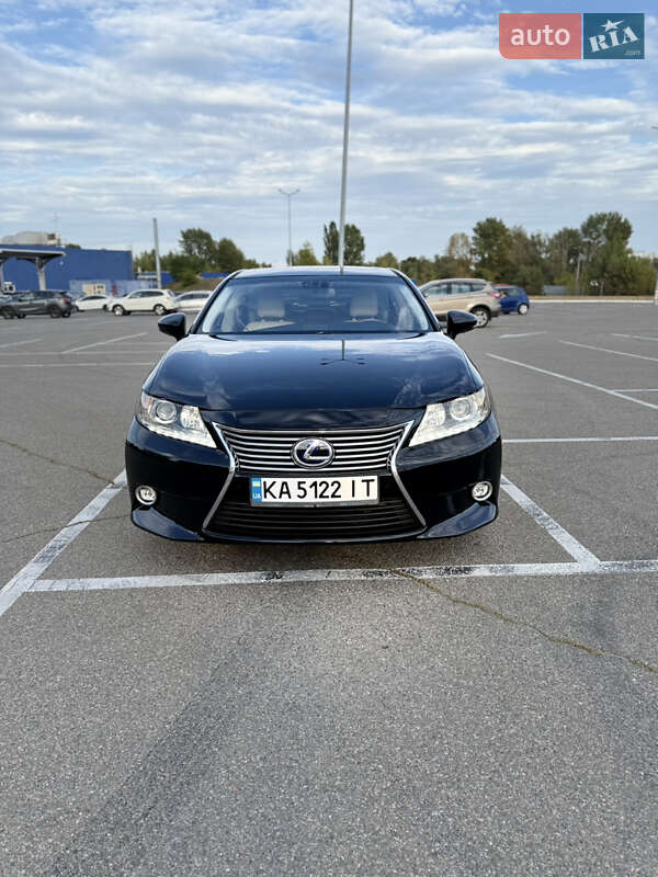 Lexus ES 2013