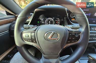 Седан Lexus ES 2021 в Чернигове
