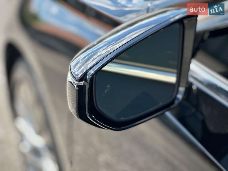 Седан Lexus ES 2024 в Киеве