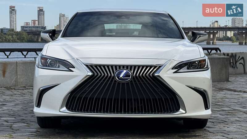Седан Lexus ES 2021 в Киеве фото 8 Седан Lexus ES 2021 в Киеве