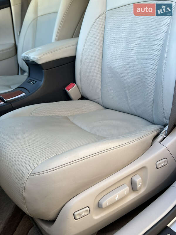 Седан Lexus ES 2006 в Одесі