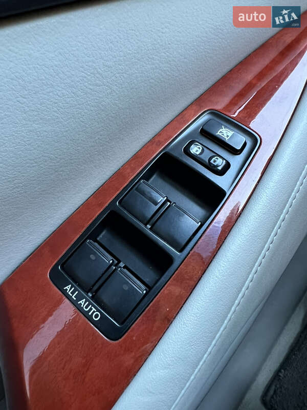 Седан Lexus ES 2006 в Одесі