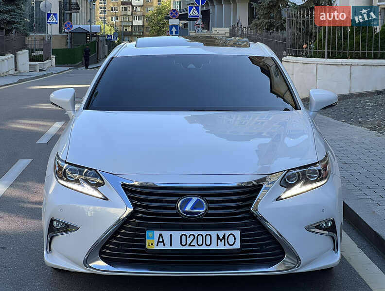 Lexus ES 2015