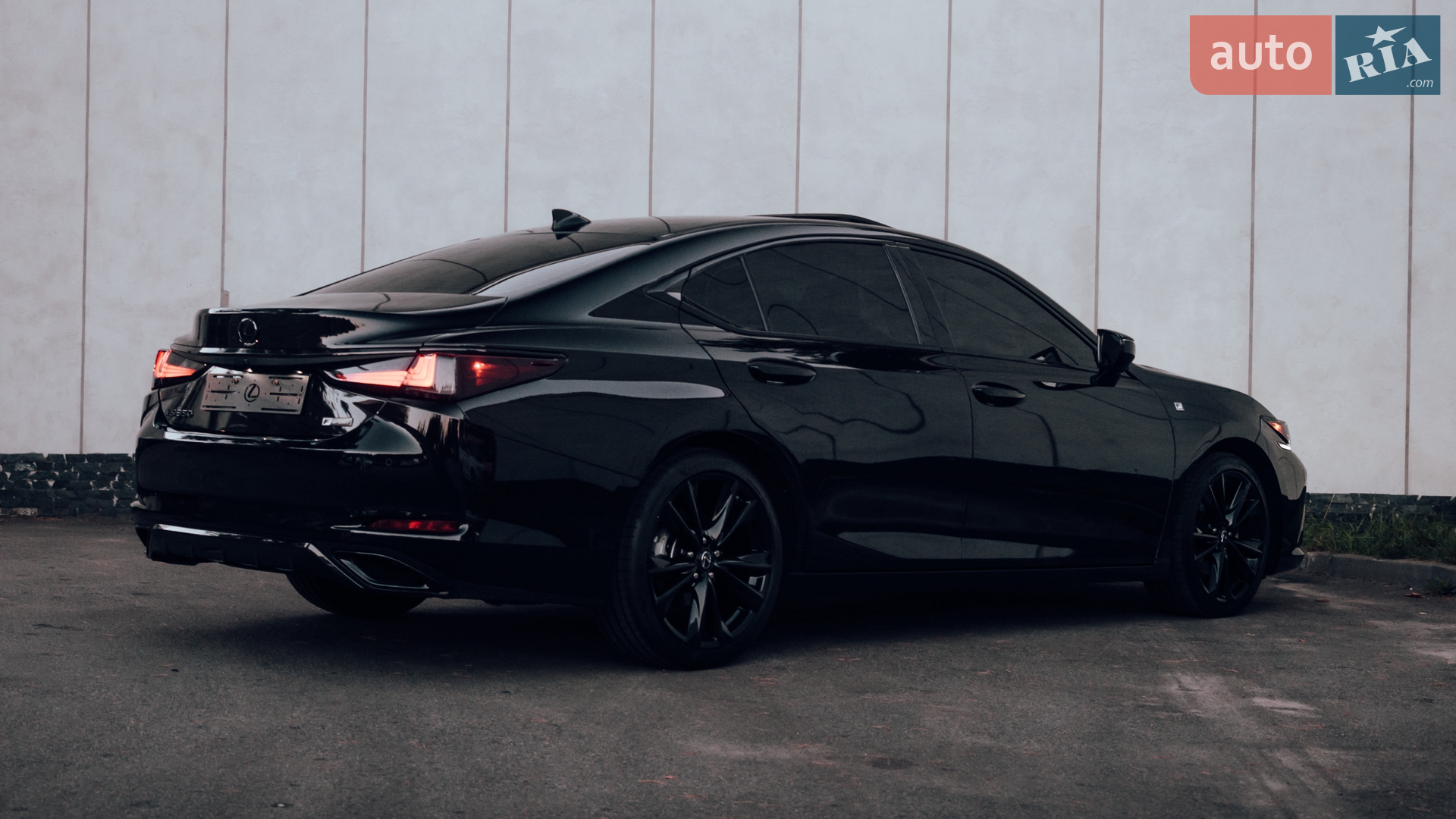 2019 Lexus ES - мініатюра 14