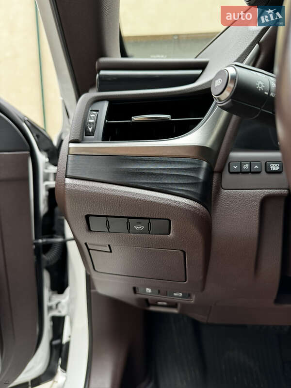 Седан Lexus ES 2021 в Львове фото 9 Седан Lexus ES 2021 в Львове