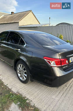 Седан Lexus ES 2010 в 