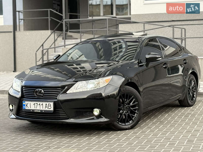 Седан Lexus ES 2014 в Білій Церкві