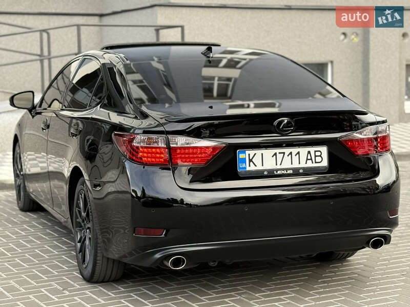 Седан Lexus ES 2014 в Білій Церкві
