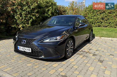 Седан Lexus ES 2021 в Тернополе