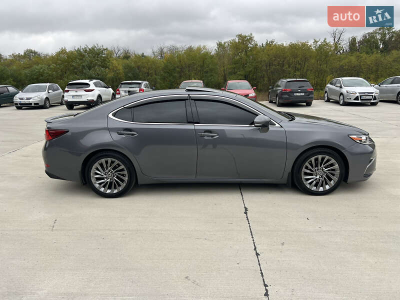 Седан Lexus ES 2018 в Кропивницком фото 5 Седан Lexus ES 2018 в Кропивницком
