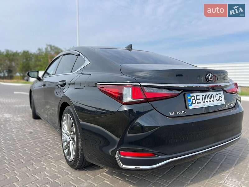 Седан Lexus ES 2018 в Миколаєві фото 2 Седан Lexus ES 2018 в Миколаєві