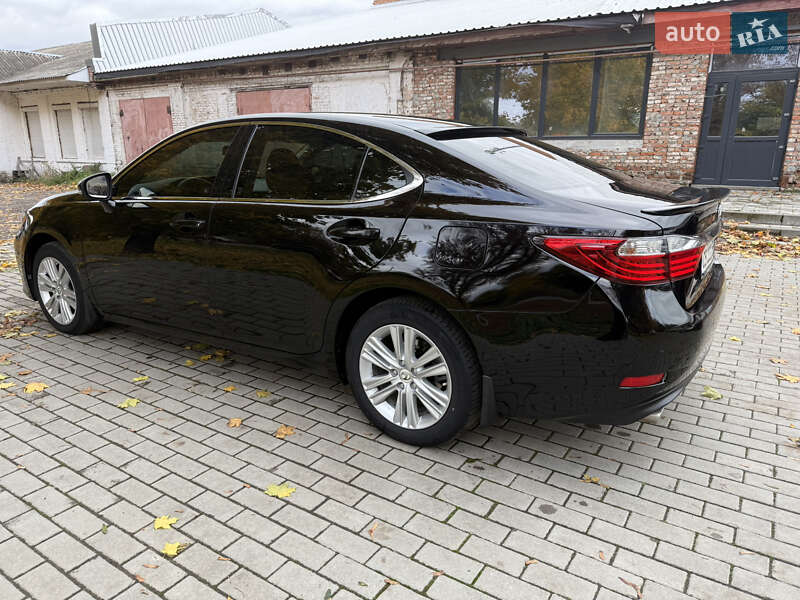 Седан Lexus ES 2015 в Прилуках фото 6 Седан Lexus ES 2015 в Прилуках