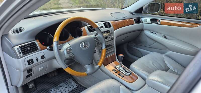 Седан Lexus ES 2004 в Хмельницком фото 2 Седан Lexus ES 2004 в Хмельницком