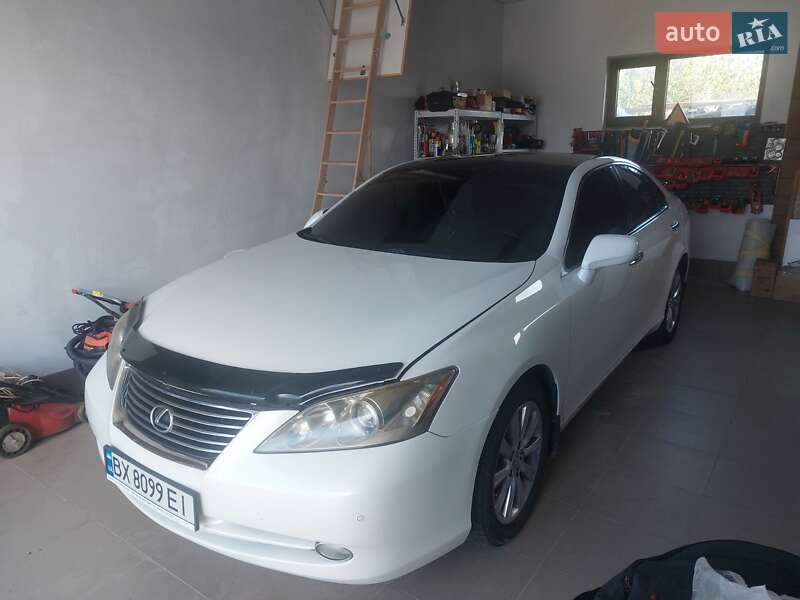 Седан Lexus ES 2008 в Дунаївцях