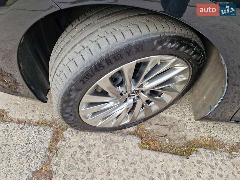 Седан Lexus ES 2019 в Днепре