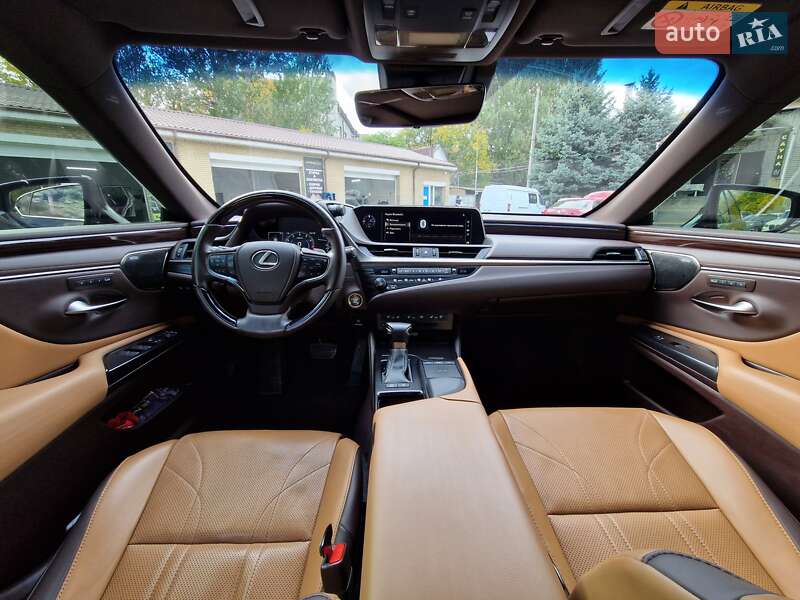 Седан Lexus ES 2019 в Днепре