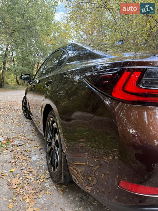 Седан Lexus ES 2017 в Днепре фото 14 Седан Lexus ES 2017 в Днепре