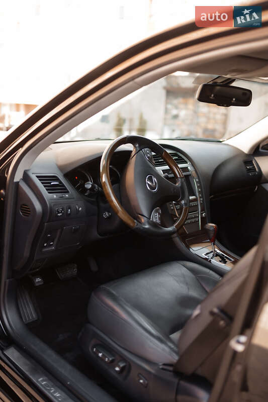Седан Lexus ES 2010 в Одесі