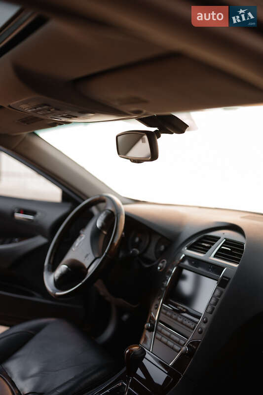 Седан Lexus ES 2010 в Одесі