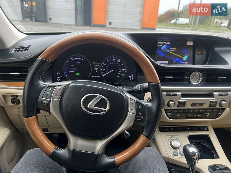 Седан Lexus ES 2012 в Харькове