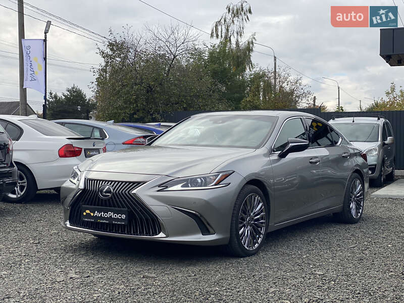 Седан Lexus ES 2021 в Луцке