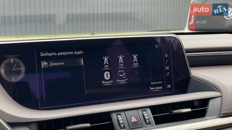 Седан Lexus ES 2021 в Луцке