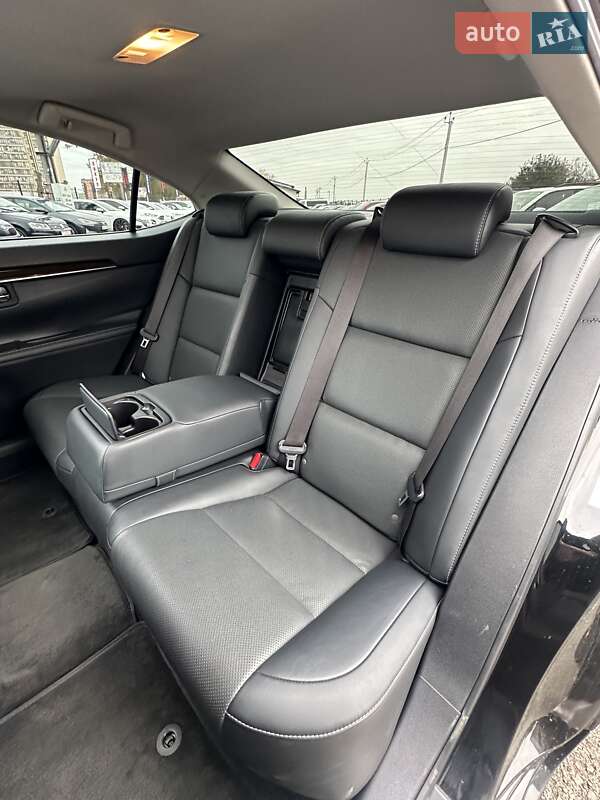 Седан Lexus ES 2015 в Белогородке фото 19 Седан Lexus ES 2015 в Белогородке