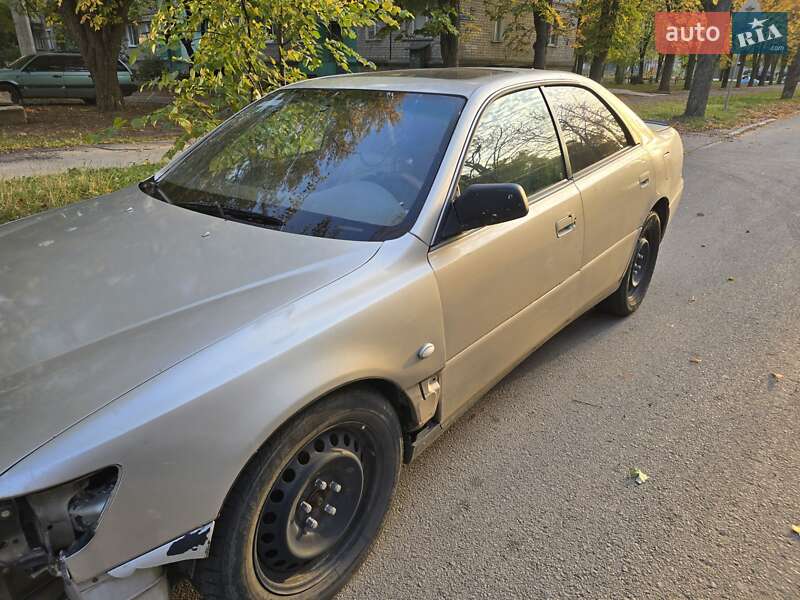 Седан Lexus ES 1998 в Харькове