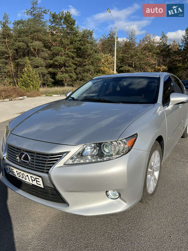 Lexus ES 2013