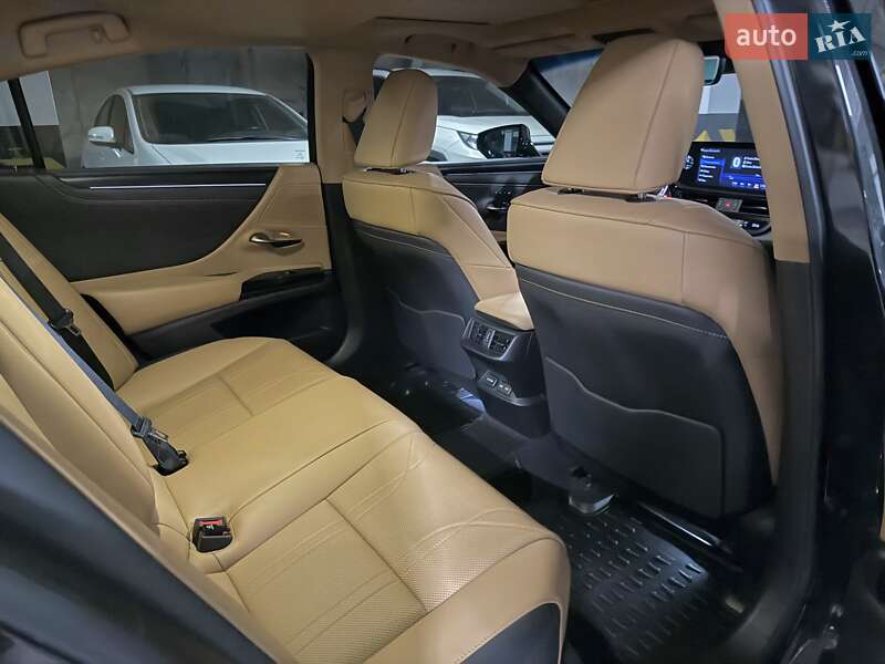 Седан Lexus ES 2022 в Дніпрі фото 31 Седан Lexus ES 2022 в Дніпрі