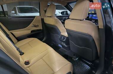 Седан Lexus ES 2022 в 