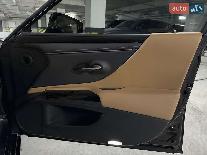 Седан Lexus ES 2022 в Дніпрі фото 33 Седан Lexus ES 2022 в Дніпрі