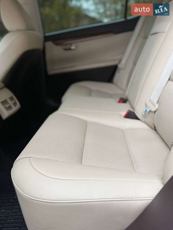 Седан Lexus ES 2017 в Виннице фото 14 Седан Lexus ES 2017 в Виннице