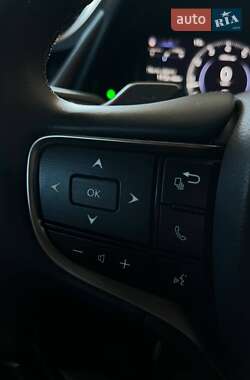 Седан Lexus ES 2019 в 
