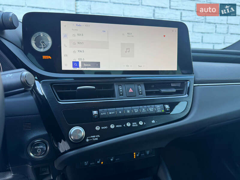 Седан Lexus ES 2023 в Києві фото 11 Седан Lexus ES 2023 в Києві