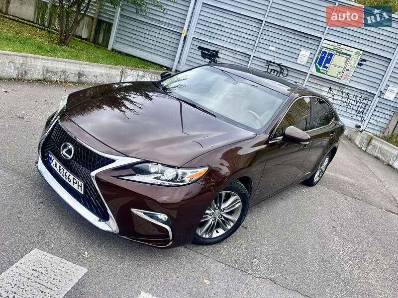 Седан Lexus ES 2015 в Киеве фото 2 Седан Lexus ES 2015 в Киеве